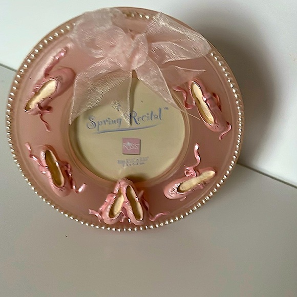 Picture frames - Picture 7 of 9